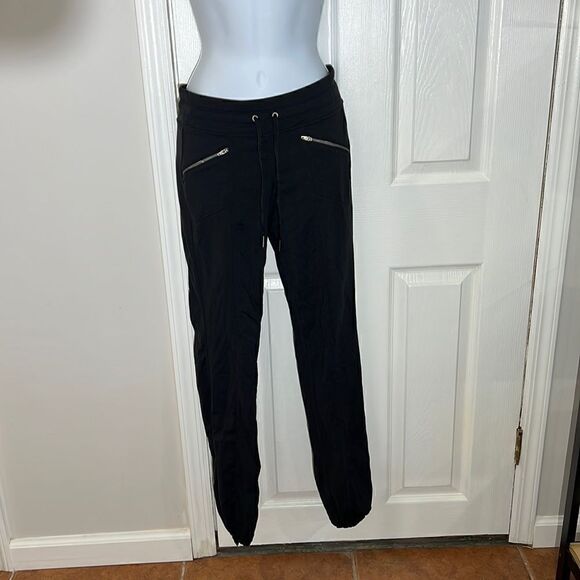 Athleta women’s joggers size XXS - Picture 1 of 9